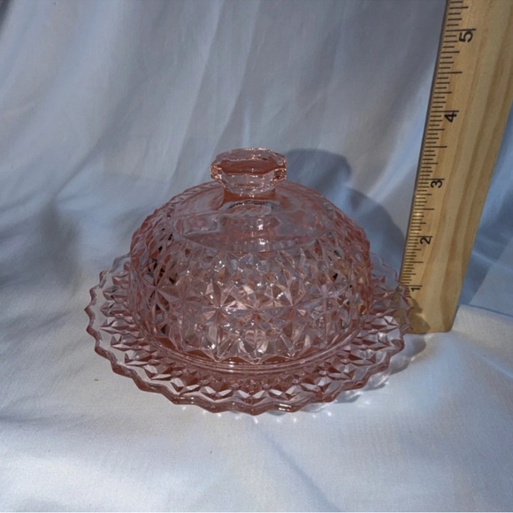 Vintage Pink Depression Glass Round Covered Butter Dish - Diamond Point - Picture 9 of 13